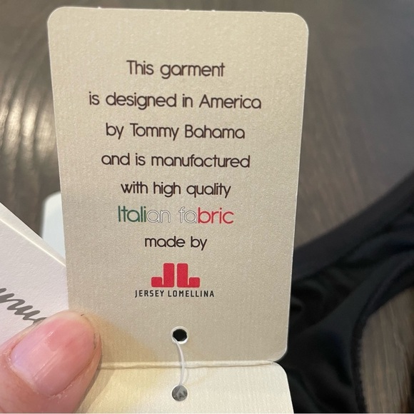 Tommy Bahama Pearl Novelty One Shoulder One Piece Swimsuit Size 6 New - Picture 7 of 8